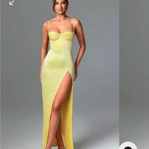 Elegant Yellow Women's Dress never worn